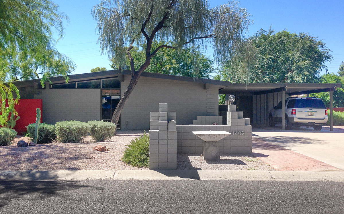 Starlite Vista home by Ralph Haver in Phoenix Arizona