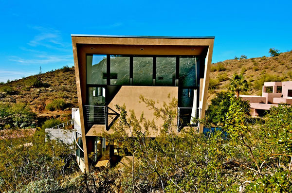 The Urban Desert House on the Modern Phoenix Hometour 2011