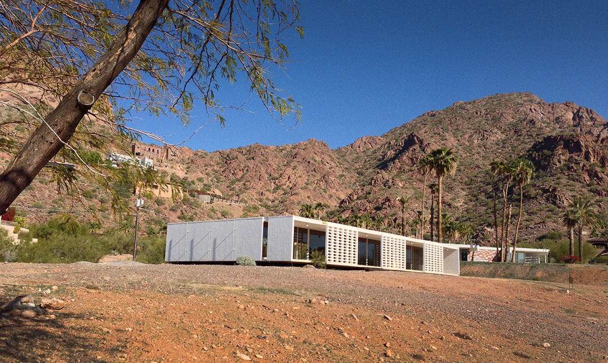 The White Gates Residence by Al Beadle in Phoenix Arizona