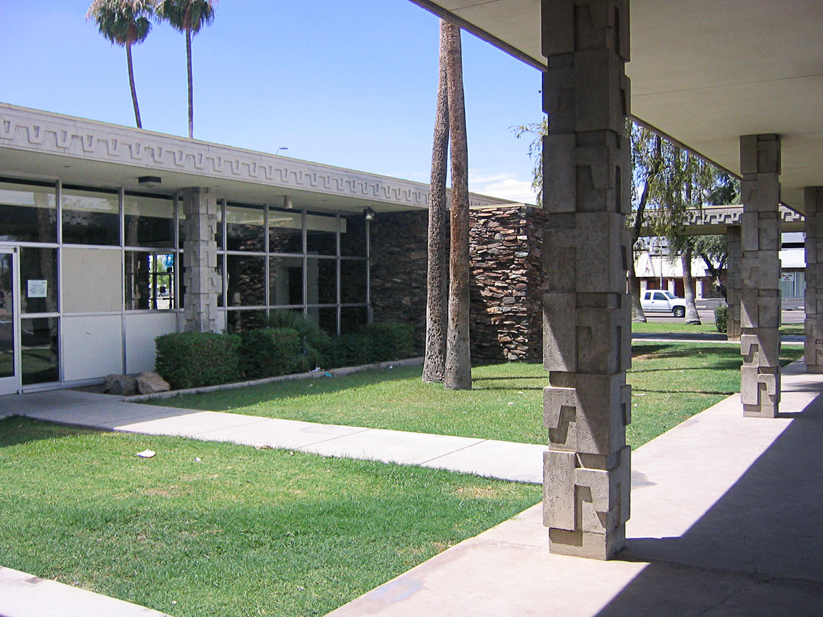 Valley National Bank by Weaver & Drover Modern Phoenix