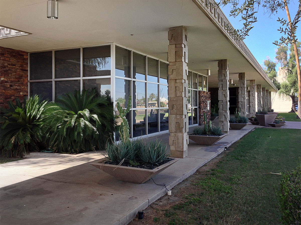 Valley National Bank by Weaver & Drover Modern Phoenix