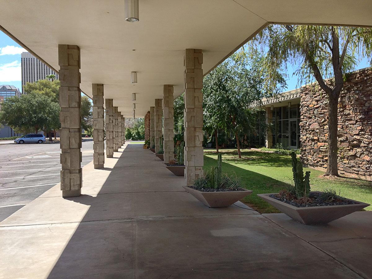 Valley National Bank by Weaver & Drover Modern Phoenix