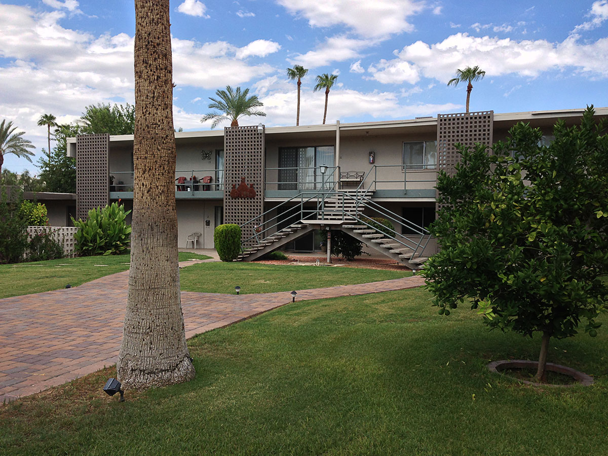 Day-O Apartments by Al Beadle in Scottsdale, Dayo