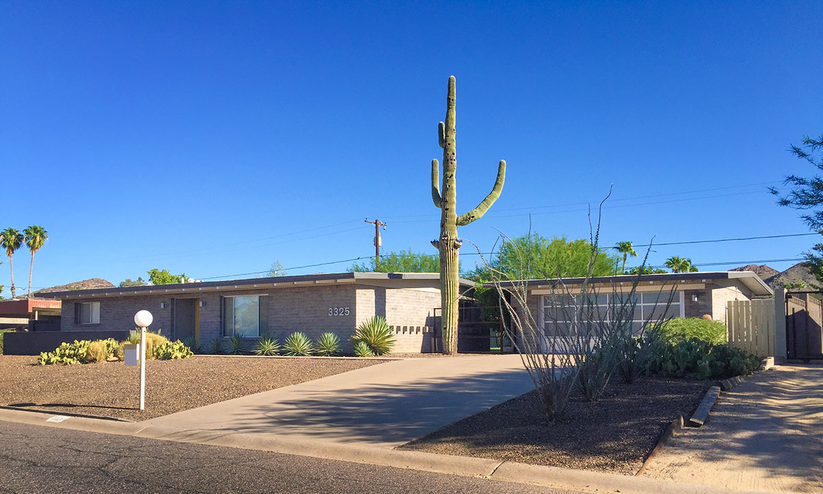 Century model home by Richard Britt in Paradise Gardens