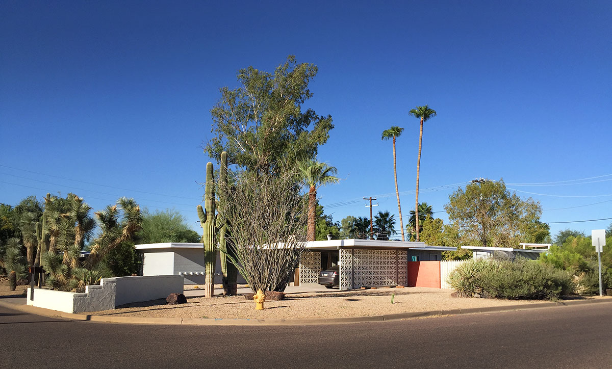 Saguaro model home by Al Beadle in Paradise Gardens, Phoenix Arizona, 2016
