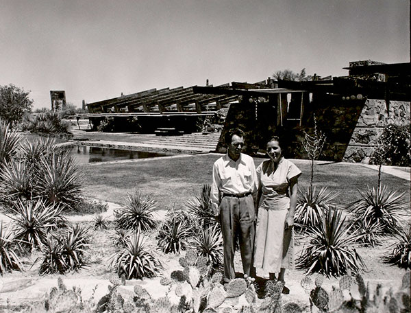 Blaine and Hulda Drake by Julius Shulman