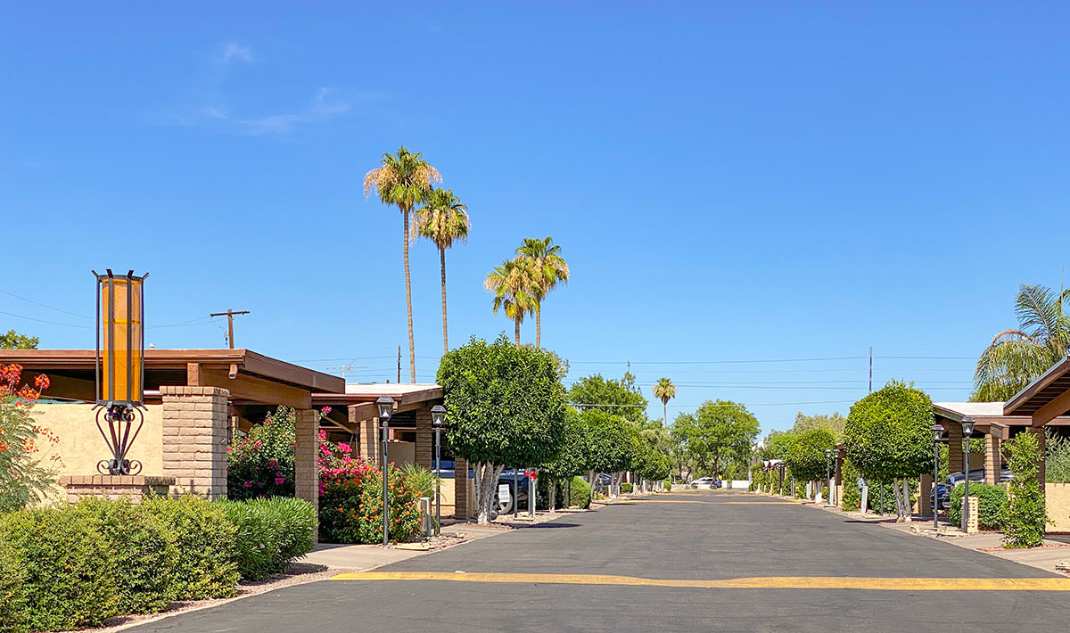 Avenida Hermosa by Haver, Nunn & Jensen