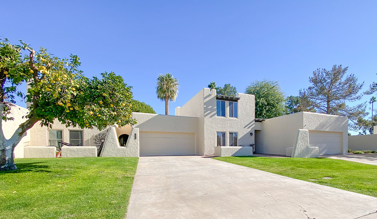 Hacienda Hermosa in Tierre Verde designed by Ralph Haver