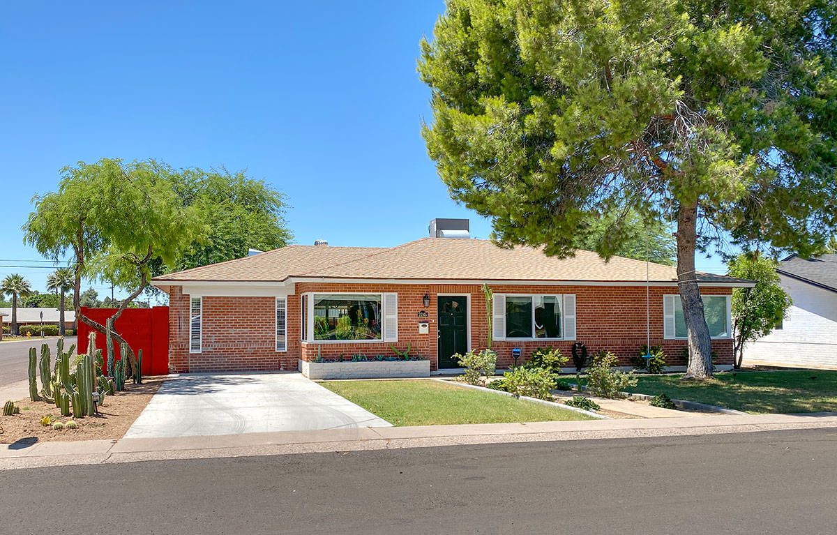 Manana Vista Home by Ralph Haver in Phoenix