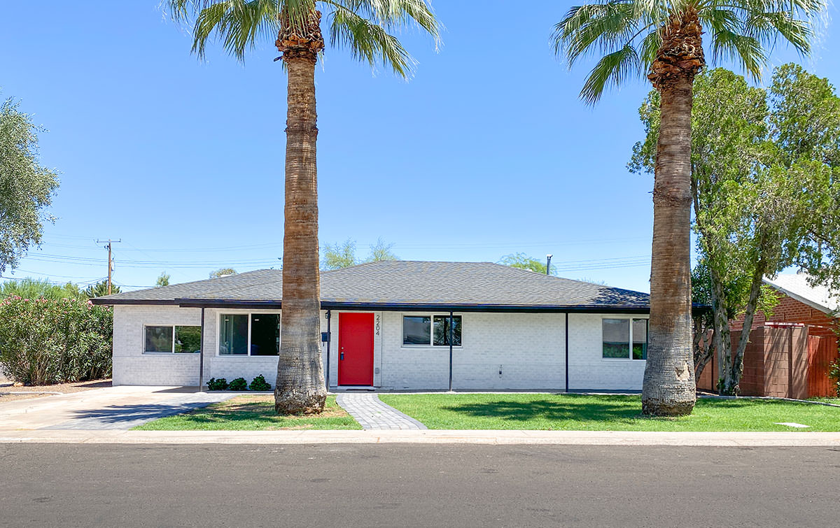 Manana Vista Home by Ralph Haver in Phoenix