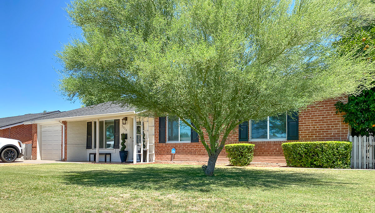 Manana Vista Home by Ralph Haver in Phoenix