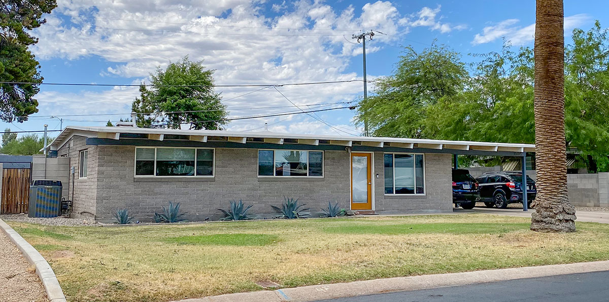 Mayfair Manor tract home by Ralph Haver AIA in Phoenix Arizona