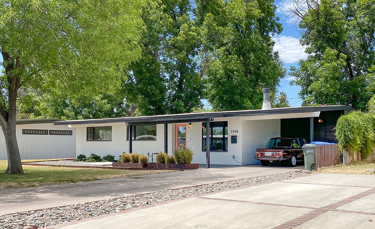 Mayfair Manor tract home by Ralph Haver AIA in Phoenix Arizona