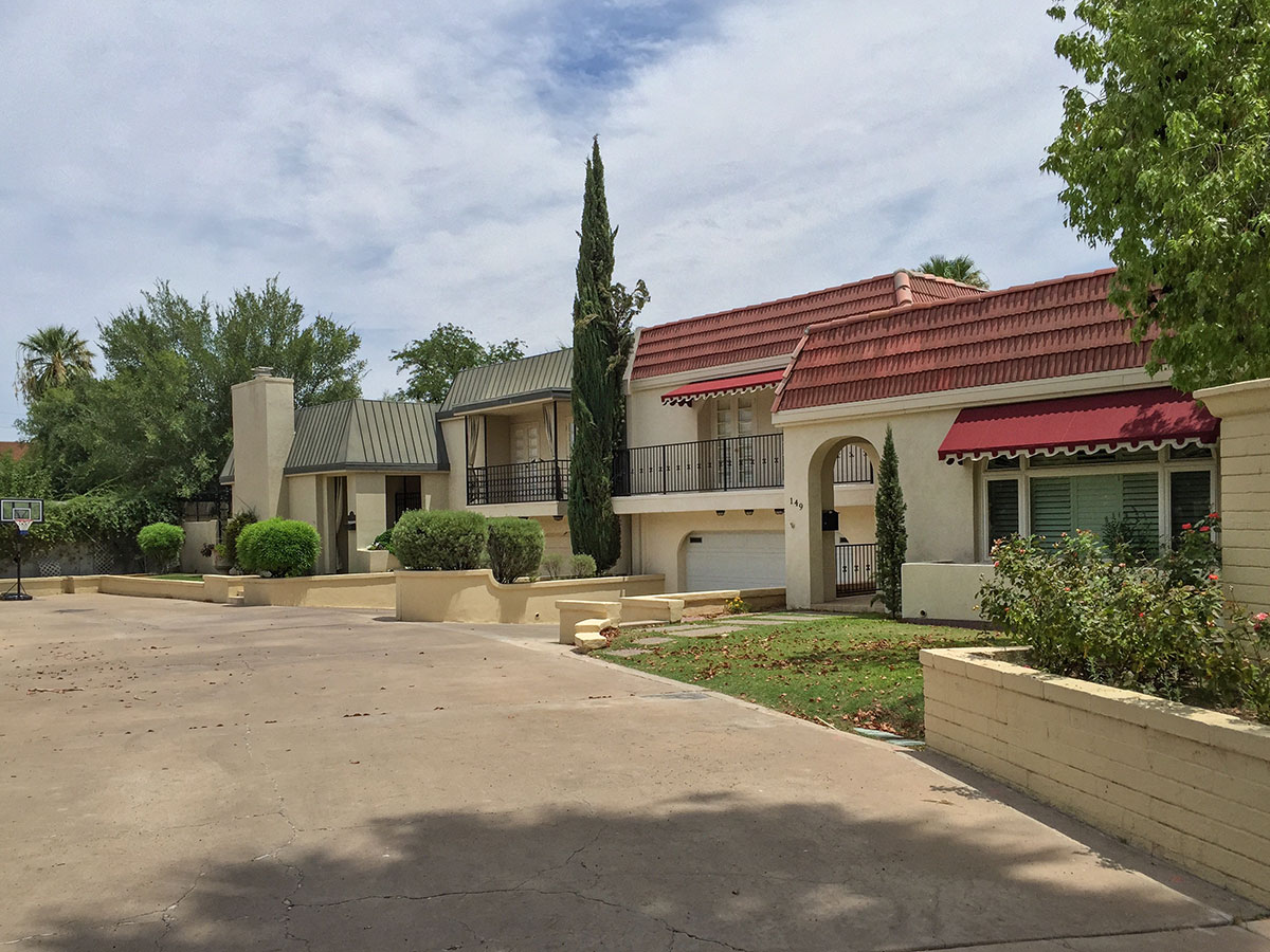 Phoenix Country Club Townhomes designed by Haver, Nunn & Jenson