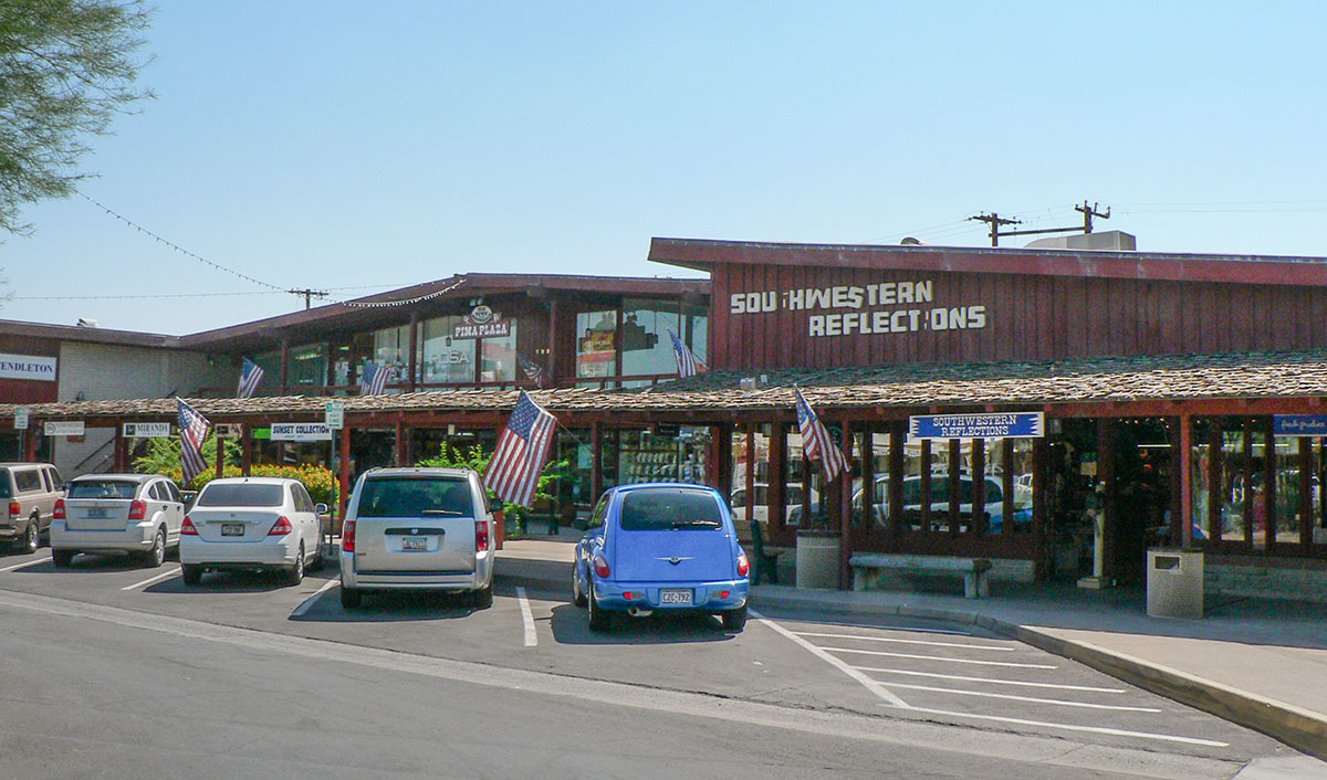 Pima Plaza aka the Feltman Building in Scottsdale by Ralph Haver