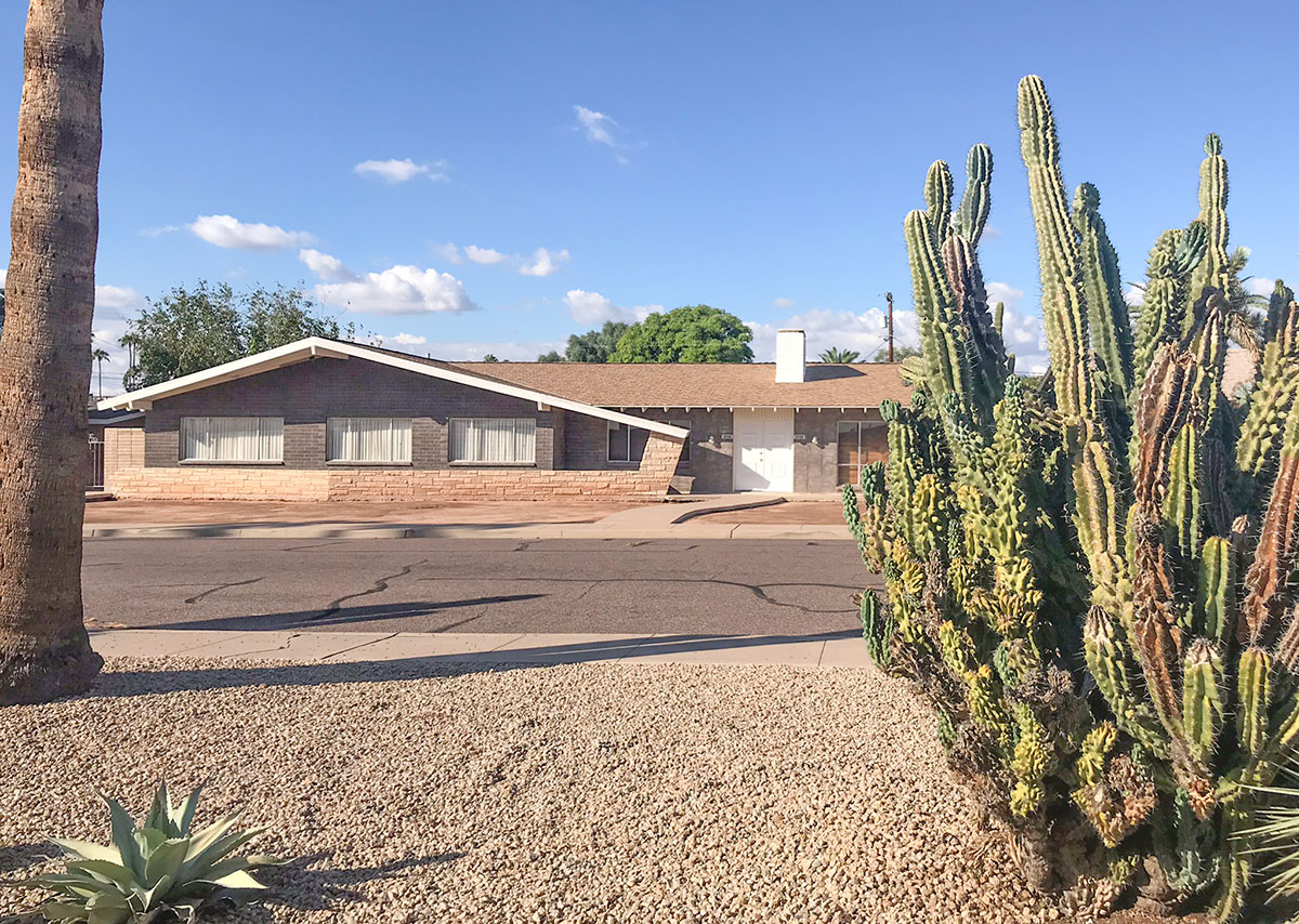 Pueblo Bonita Triplex by Haver Nunn and Collamer in Phoenix Arizona