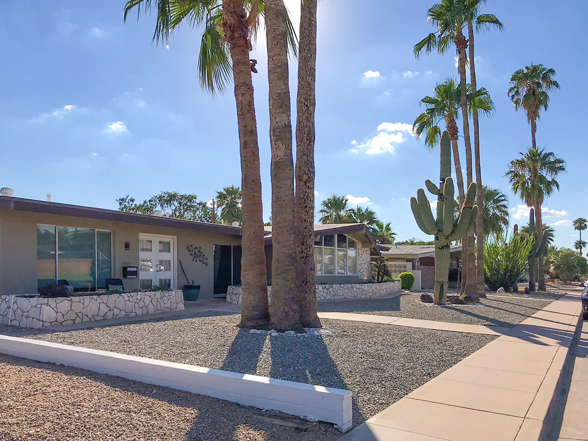 Pueblo Bonita Triplex by Haver Nunn and Collamer in Phoenix Arizona