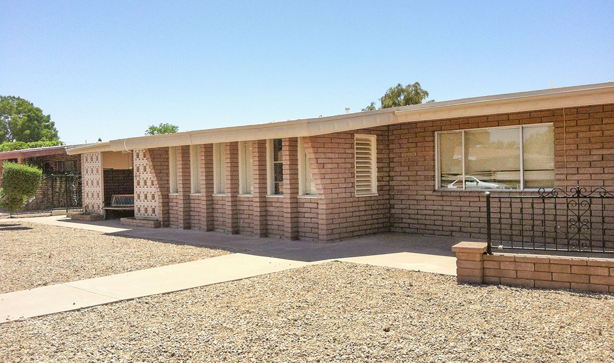 Pueblo Bonita Triplex by Haver Nunn and Collamer in Phoenix Arizona