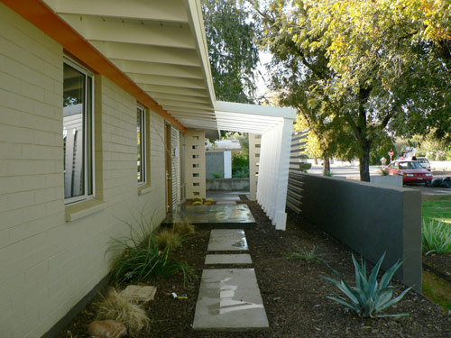 Shawn Kaffer's additions to a modern Ralph Haver home