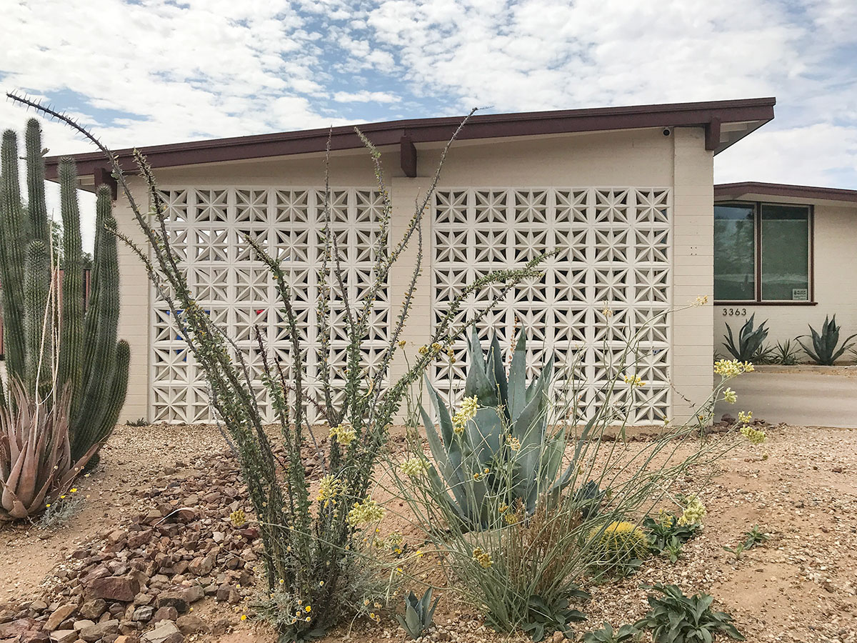 Town and Country Paradise homes by Ralph Haver with Fred Woodward in North Phoenix