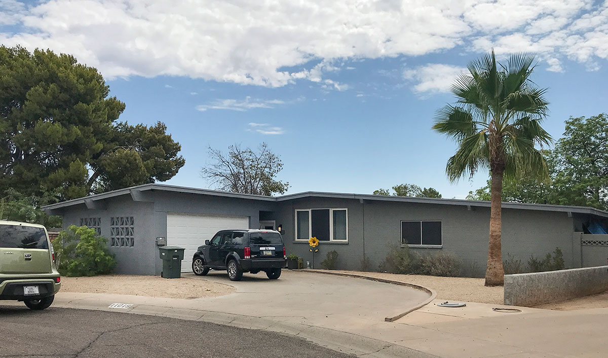 Town and Country Paradise homes by Ralph Haver with Fred Woodward in North Phoenix