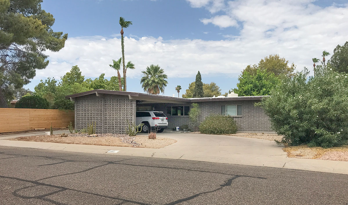 Town and Country Paradise homes by Ralph Haver with Fred Woodward in North Phoenix