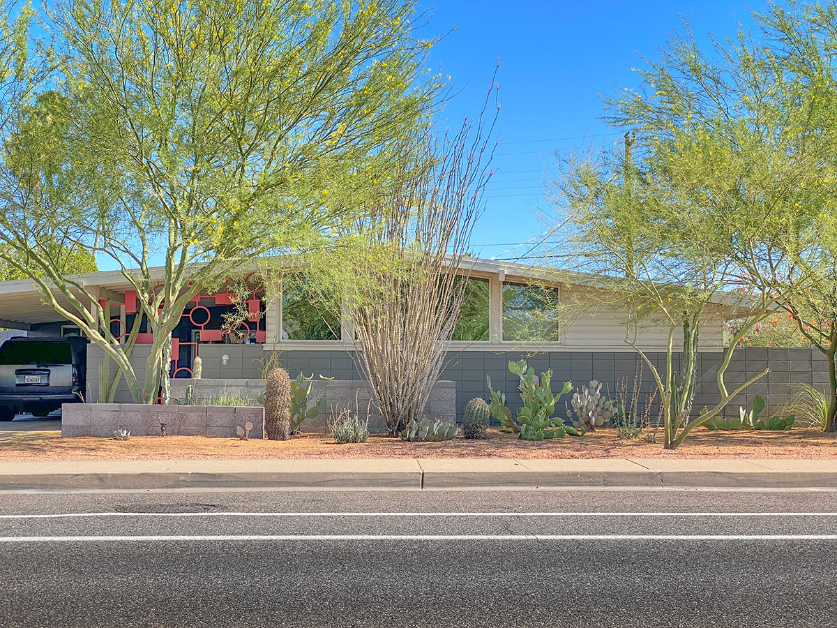 Town and Country Paradise Homes designed by Ralph Haver with Fred Woodward in Phoenix