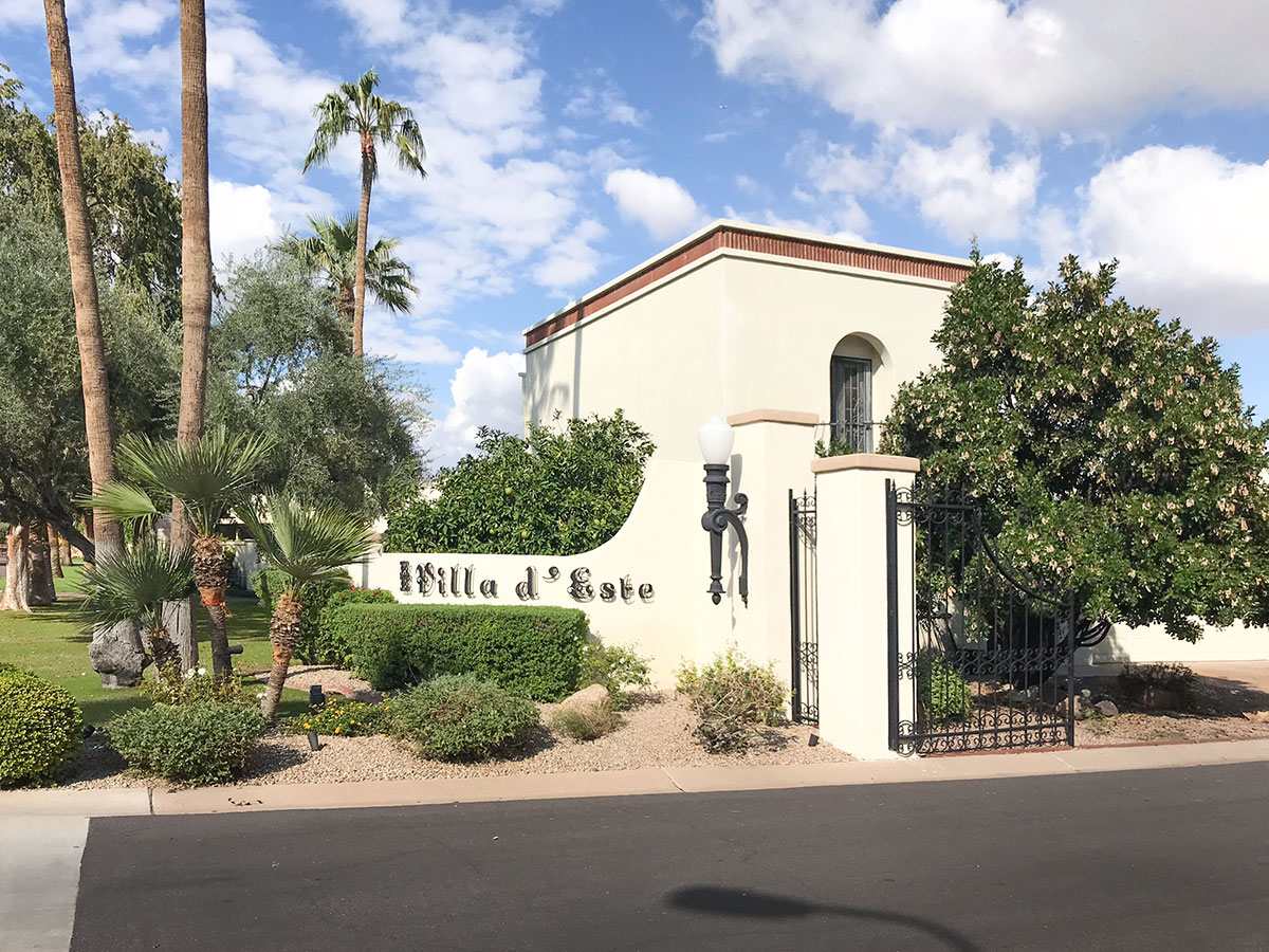 Villa D'Este by Haver Nunn and Jenson for Del Trailor in Scottsdale