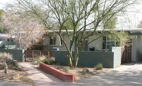 Tony's Crib on the Modern Phoenix Hometour 2007