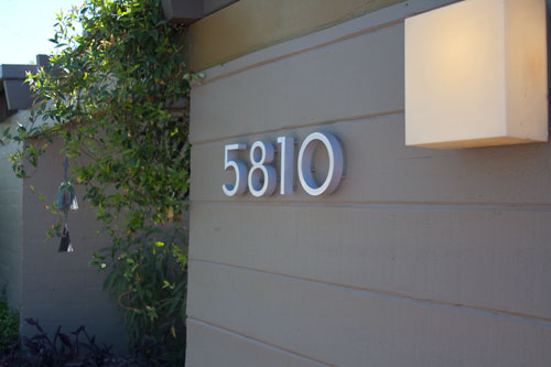 The Hobza + Bageant Residence on the Modern Phoenix Hometour 2009