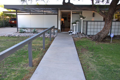 The Oregon House on the Modern Phoenix Hometour 2009