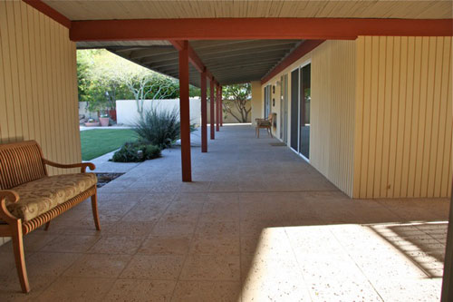 The Pernell Residence on the Modern Phoenix Hometour 2009