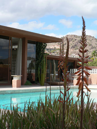 Mystery on Quartz Mountain on the Modern Phoenix Hometour 2009