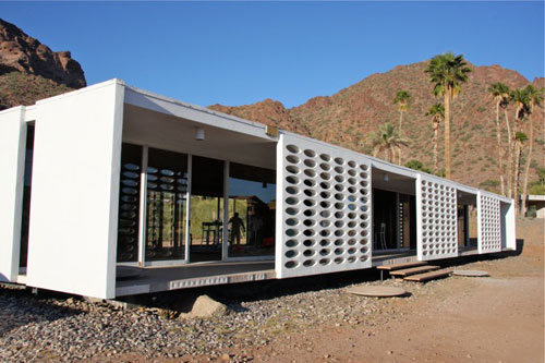 The White Gates Residence on the Modern Phoenix Hometour 2009