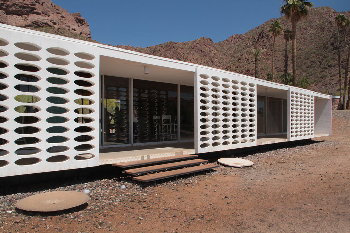 The White Gates Residence by Al Beadle in Phoenix Arizona