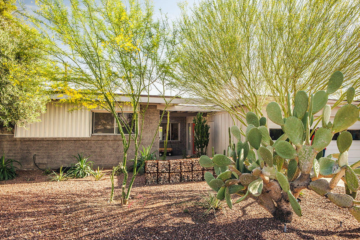 Bowen  Ressidence on the Modern Phoenix Home Tour 2015 in South Scottsdale