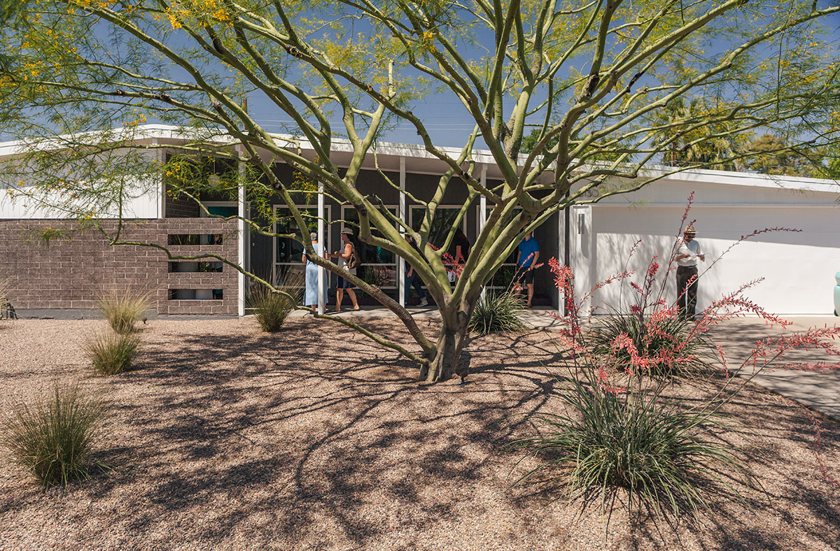 Miret Retreat in South Scottsdale on the Modern Phoenix Home Tour 2015