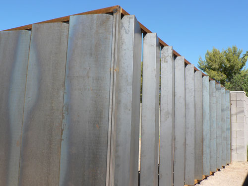 Modern metal fences in Phoenix Arizona