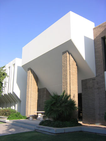 ARA Building by Howard Madole in Midtown Phoenix