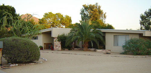 Marion Estates neighborhood by Camelback Mountain designed by Al Beadle, Ralph Haver, and Blaine Drake