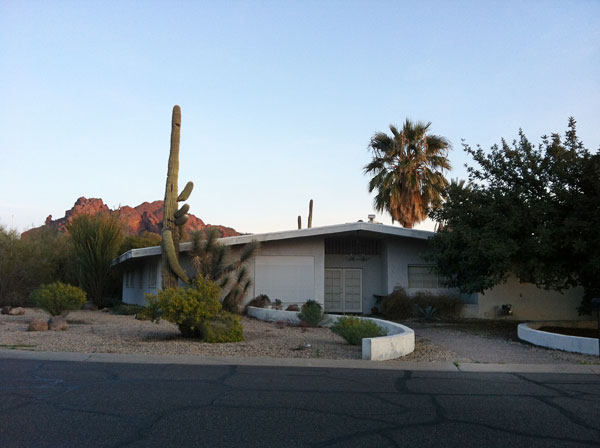 Marion Estates neighborhood by Camelback Mountain designed by Al Beadle, Ralph Haver, and Blaine Drake