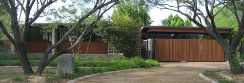 Marion Estates neighborhood by Camelback Mountain designed by Al Beadle, Ralph Haver, and Blaine Drake