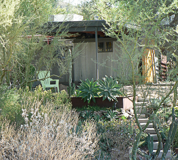 The Buck Residence on the Modern Phoenix Hometour 2011