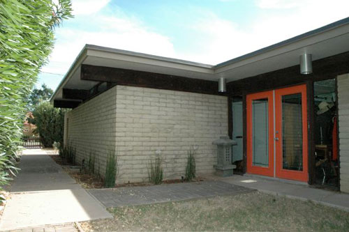 The Kutch Residence by Denis Kutch with Calvin C. Straub