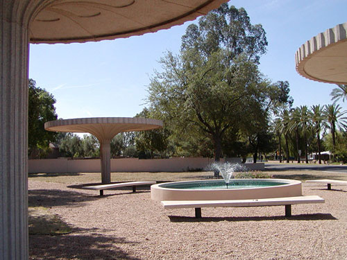 Dendriform Columns at the Valley National Bank on 44th Street and Camelback in Phoenix Arizona