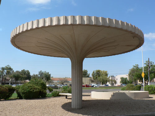 Dendriform Columns at the Valley National Bank on 44th Street and Camelback in Phoenix Arizona