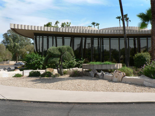 Dendriform Columns at the Valley National Bank on 44th Street and Camelback in Phoenix Arizona